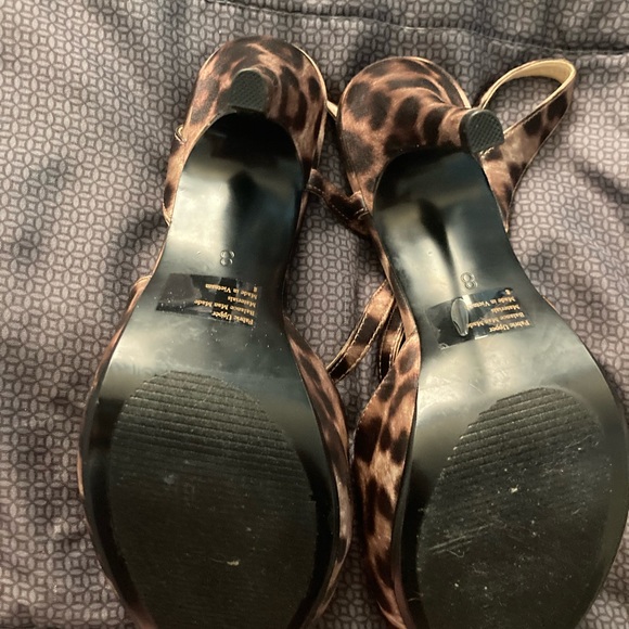 Sandals - Picture 4 of 6